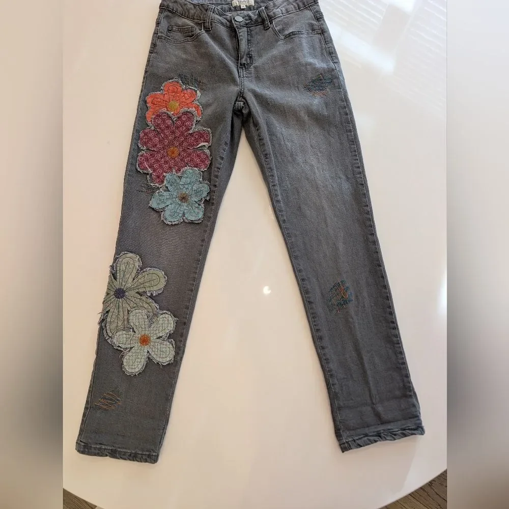 Tru‎ Luxe Jeans Gray Straight Leg Jeans with Colorful Floral Patches
